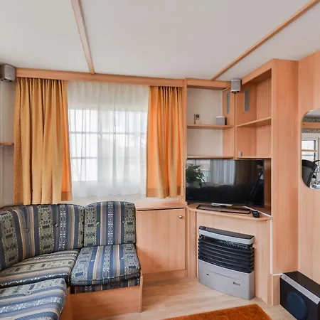 Chalet Chalet For 2 At The Beach *